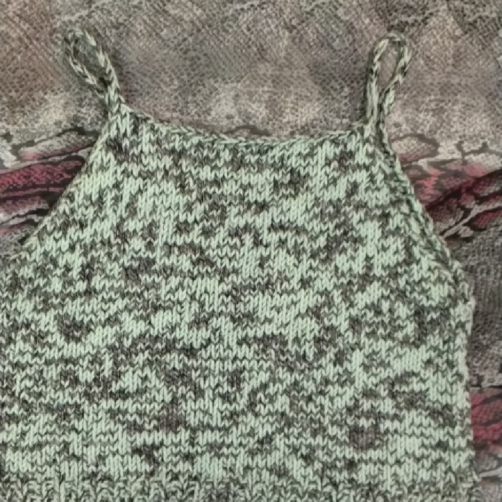 Ribbed Green and Black Sleeveless Tank Top